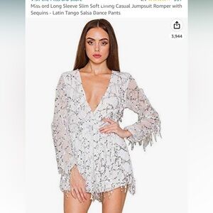 NWT Long Sleeved Sequin Romper - White L (8/10)